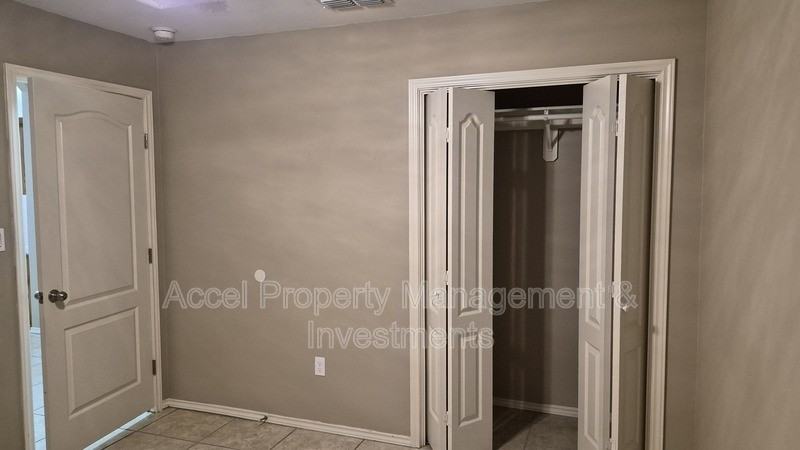 4512 Pelican Ave - Photo 7 of 14