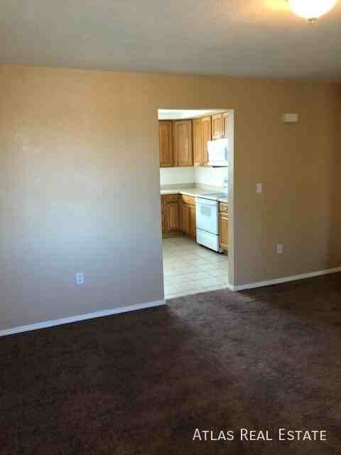 930 Bishop Ct #A - Photo 5 of 16