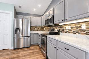 740 Arrowhead Blvd - Photo 1 of 1