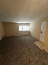 Red Oaks Apartments - Photo 1 of 1