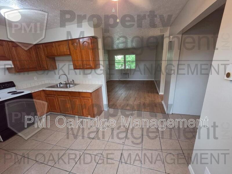 1251 Hilltop Cir #3 - Photo 5 of 11
