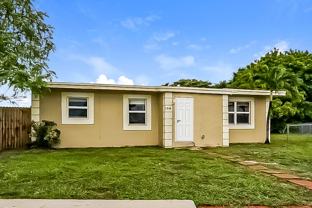 1340 Nw 19th Ave - Photo 1 of 1