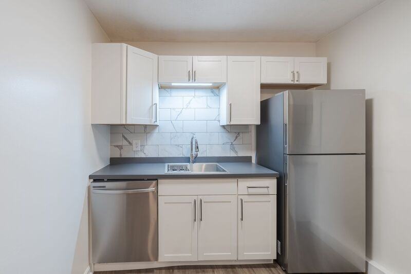 122 Timber Dr - Photo 6 of 14