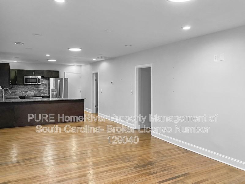 1919 Norwood St - Photo 7 of 18
