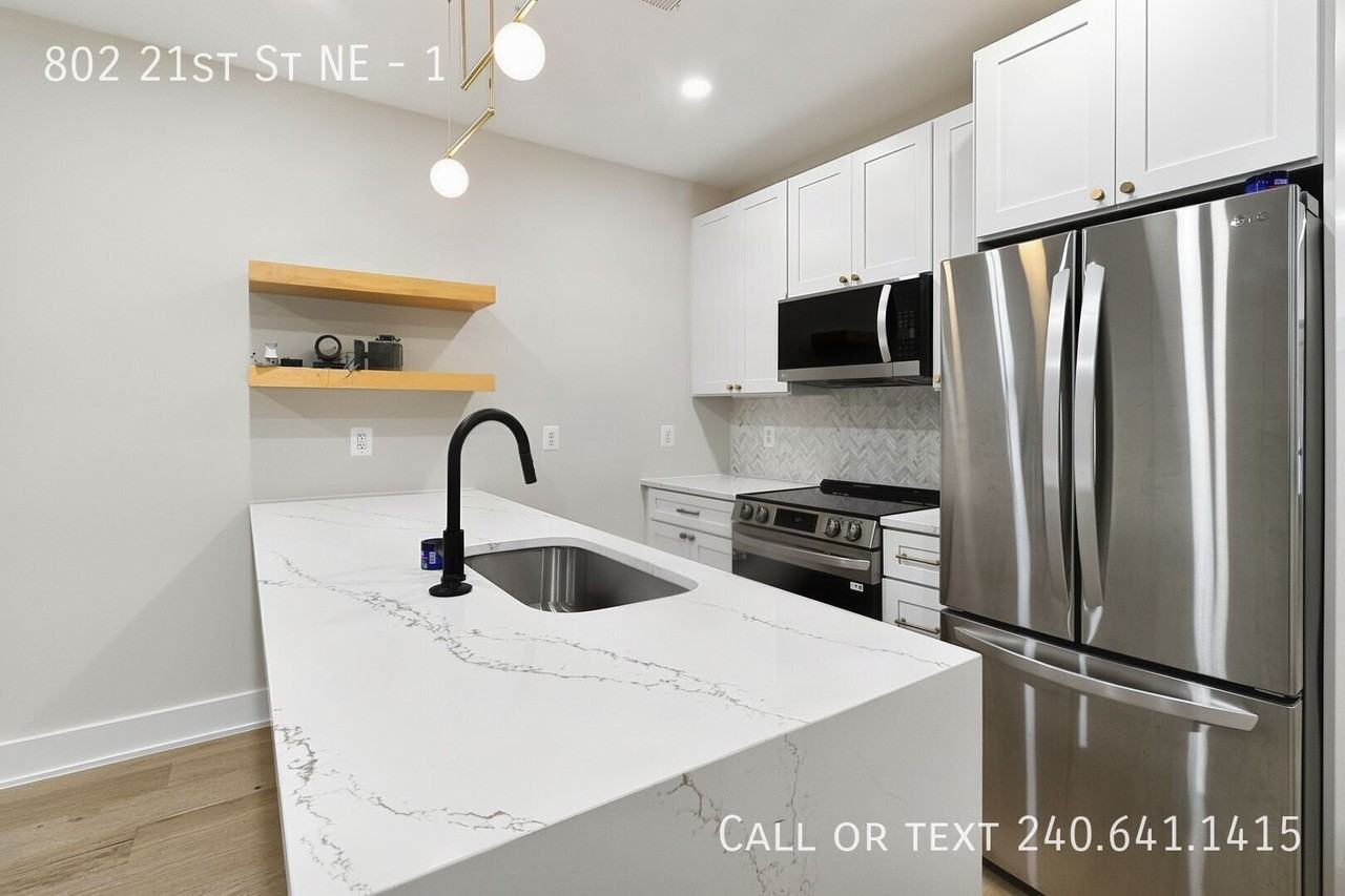 802 21st St Ne #1 - Photo 6 of 16