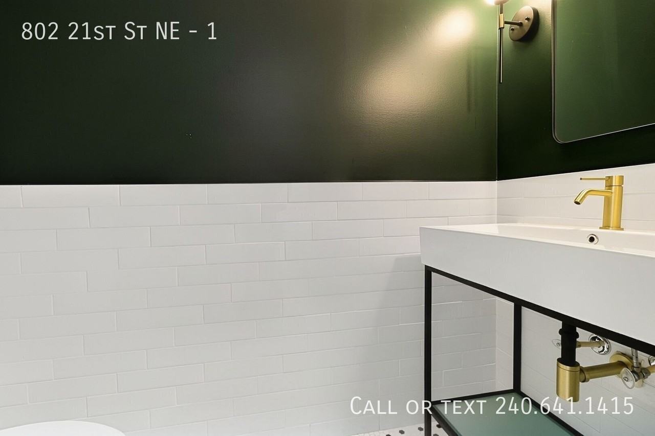 802 21st St Ne #1 - Photo 7 of 16
