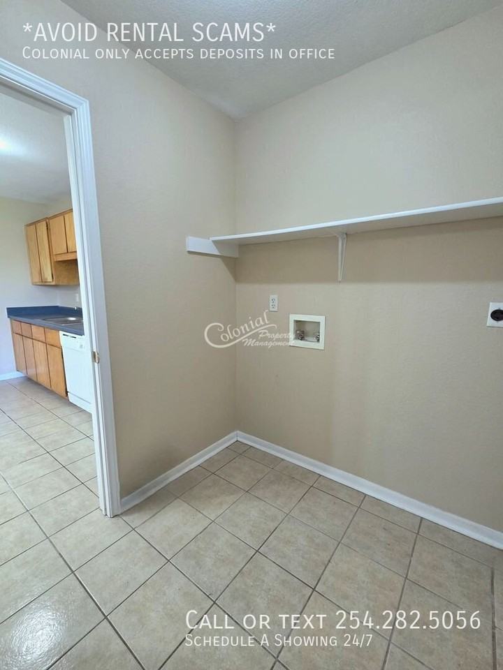 3504 Littleleaf Dr #B - Photo 6 of 12