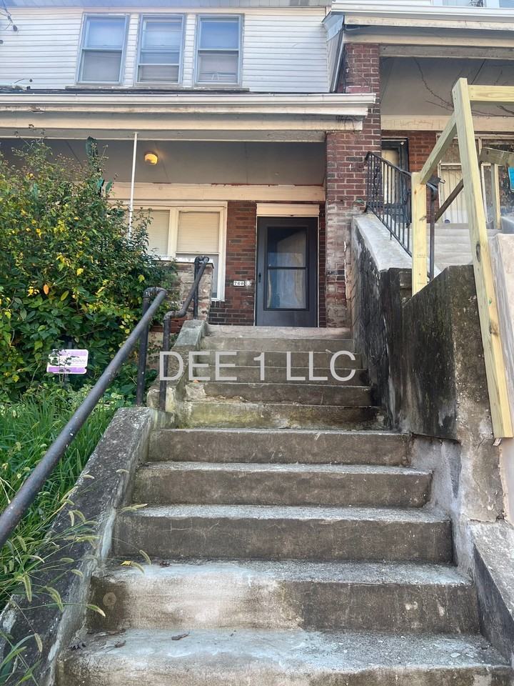 760 Cherokee St - Photo 5 of 5