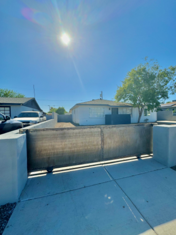1724 N 32nd Pl - Photo 6 of 28