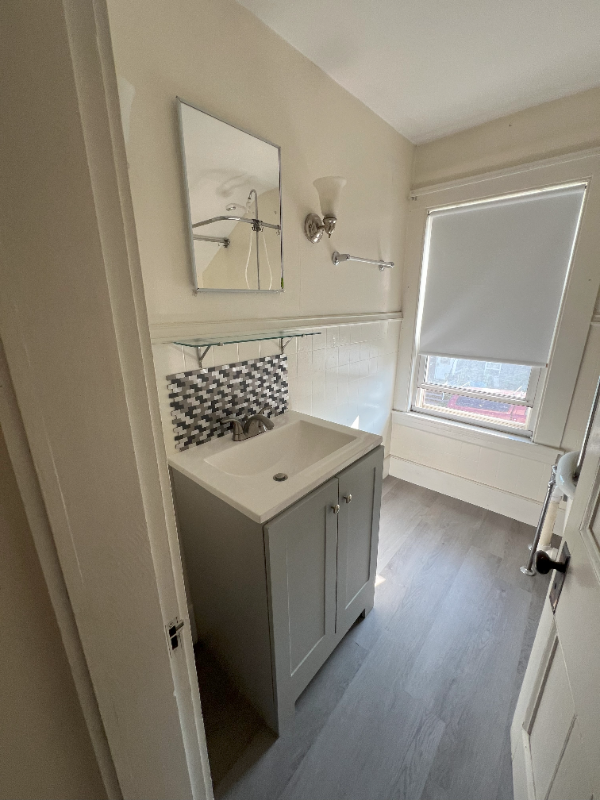 16 Brown St #1 - Photo 4 of 15