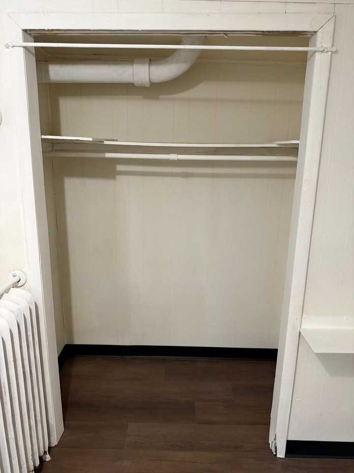 1221 10th Ave N #8 - Photo 5 of 11