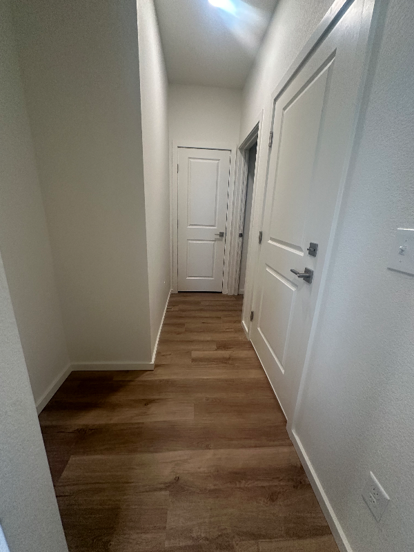 4960 Denys Dr - Photo 5 of 17