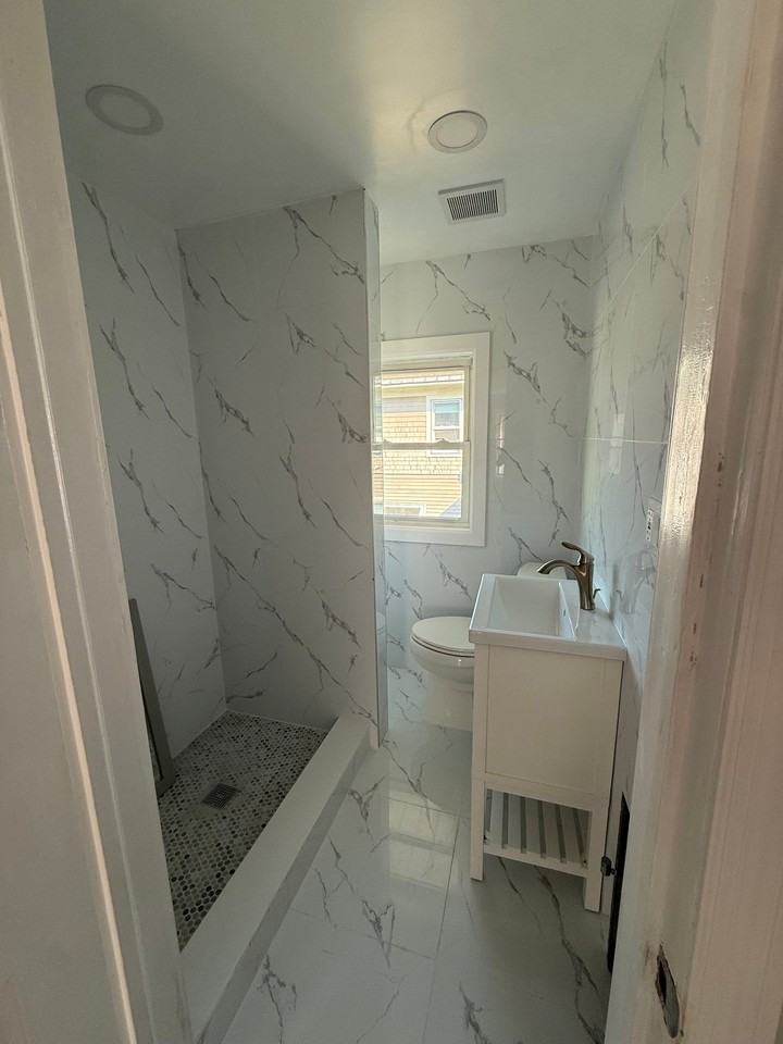 211 E Cliff St #2 - Photo 6 of 13