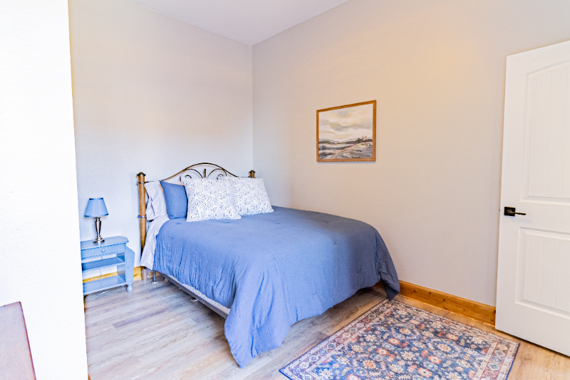 9 S Excelsior Ave - Photo 5 of 41