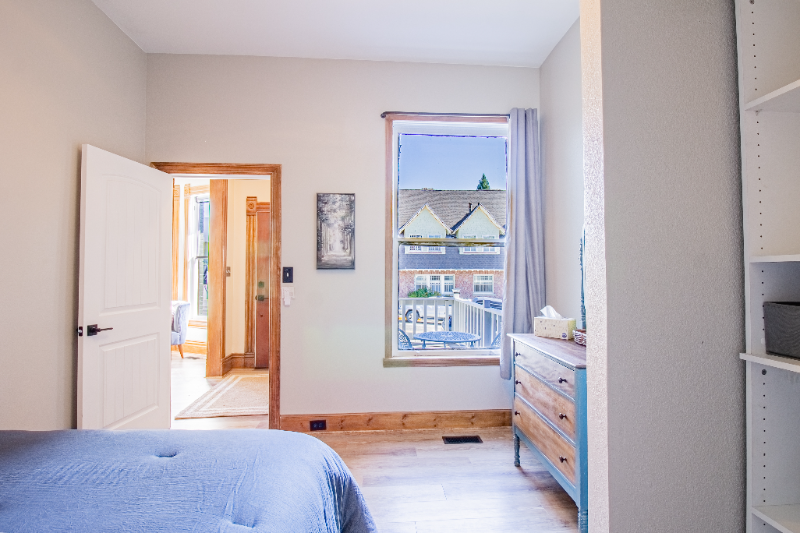 9 S Excelsior Ave - Photo 7 of 41