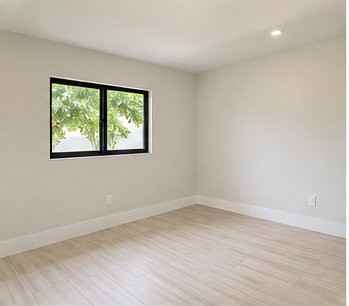 9700 Nw 8th Ave - Photo 5 of 10