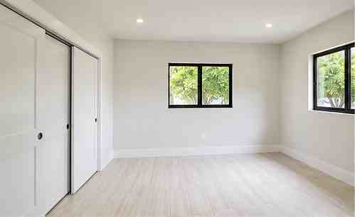 9700 Nw 8th Ave - Photo 7 of 10