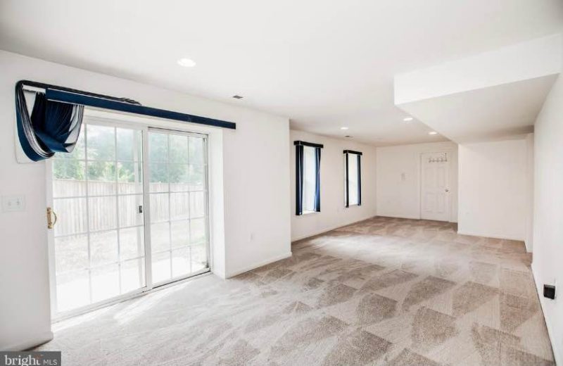21 Pommel Ln #3 - Photo 2 of 6
