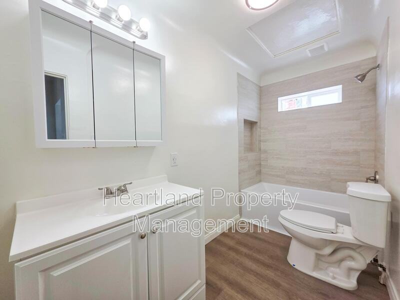 1078 Broadway - Photo 7 of 10