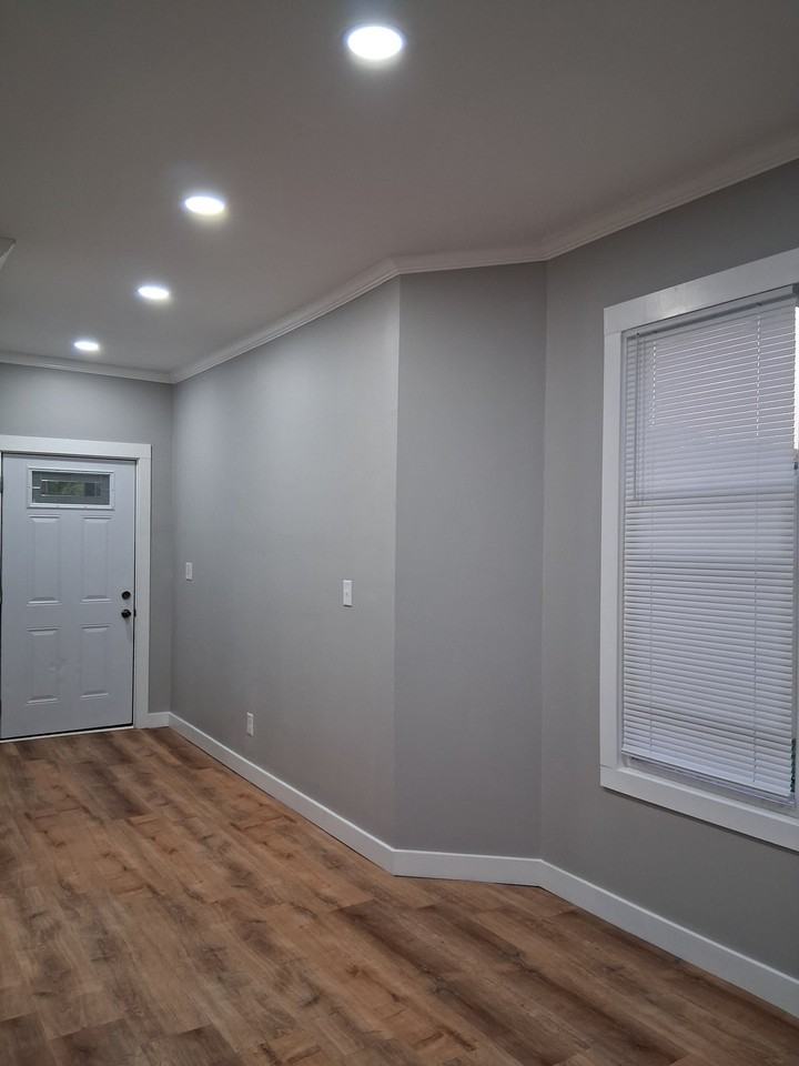1312 W Widenham St - Photo 7 of 38
