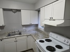 featured image of 40 Whitewood Rd #28