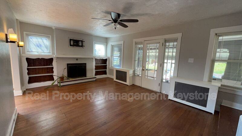 2329 Spokane Ave - Photo 3 of 28