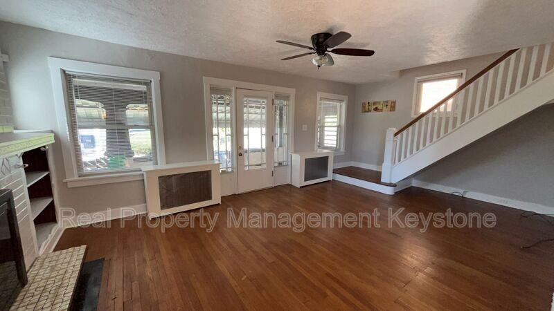 2329 Spokane Ave - Photo 4 of 28