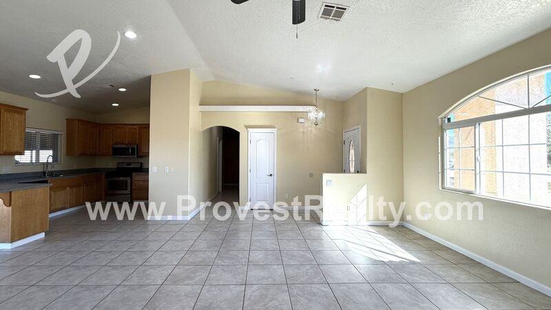 26165 Houston St - Photo 5 of 22
