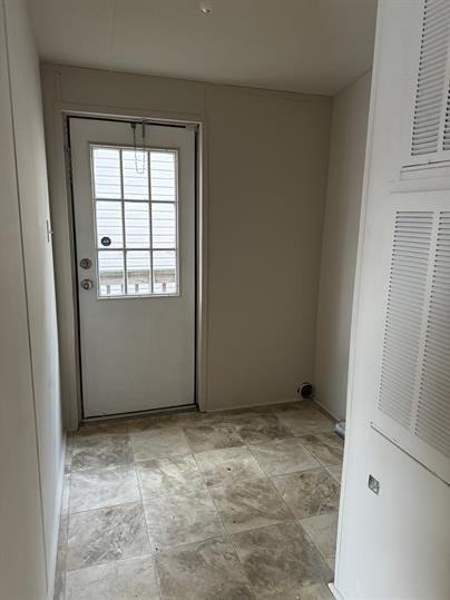 19 Staubs Ct - Photo 6 of 8