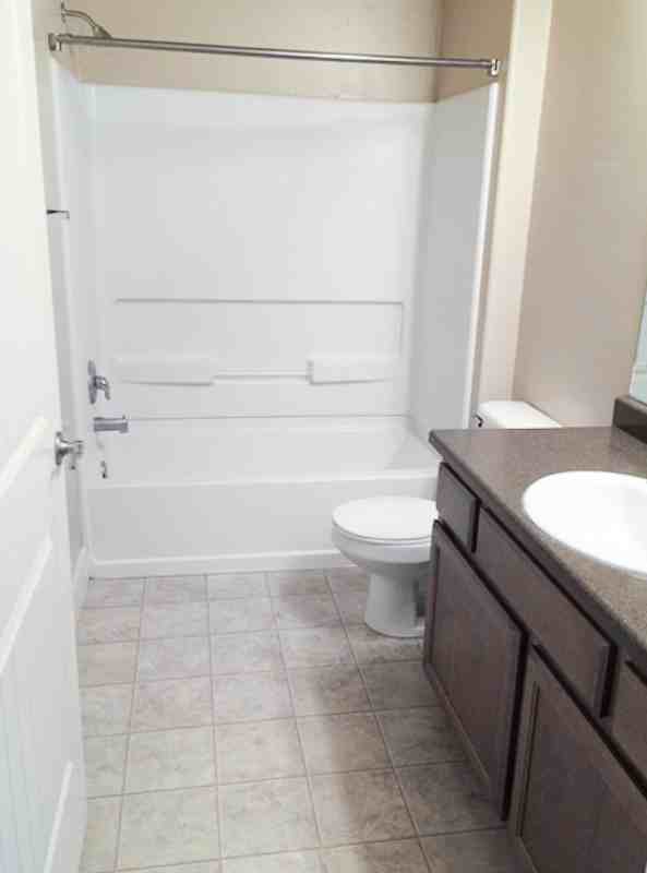 223 E Jordan Ridge Blvd #103 - Photo 5 of 14