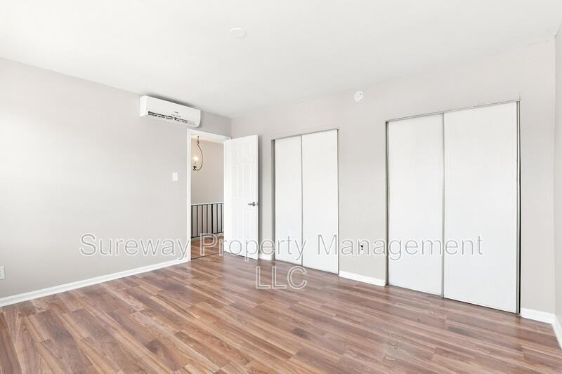 7 Hampton Gate Dr #B - Photo 6 of 10