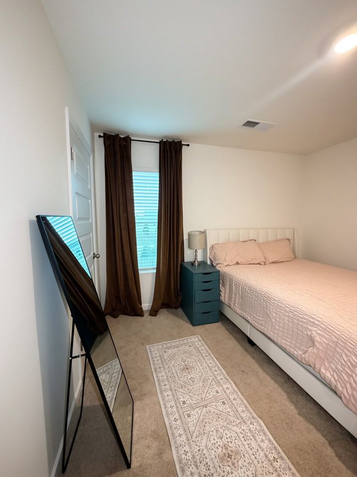 225 Canberra Way - Photo 3 of 20