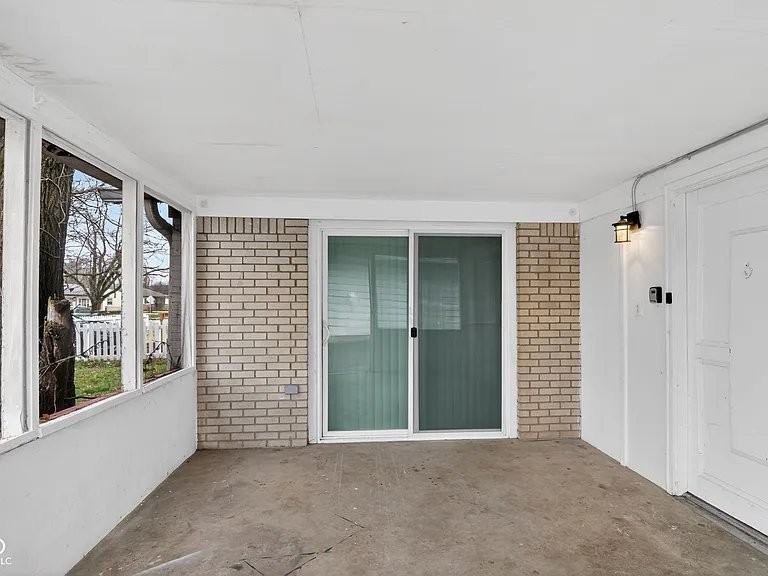 2930 Hillside Ave - Photo 3 of 11
