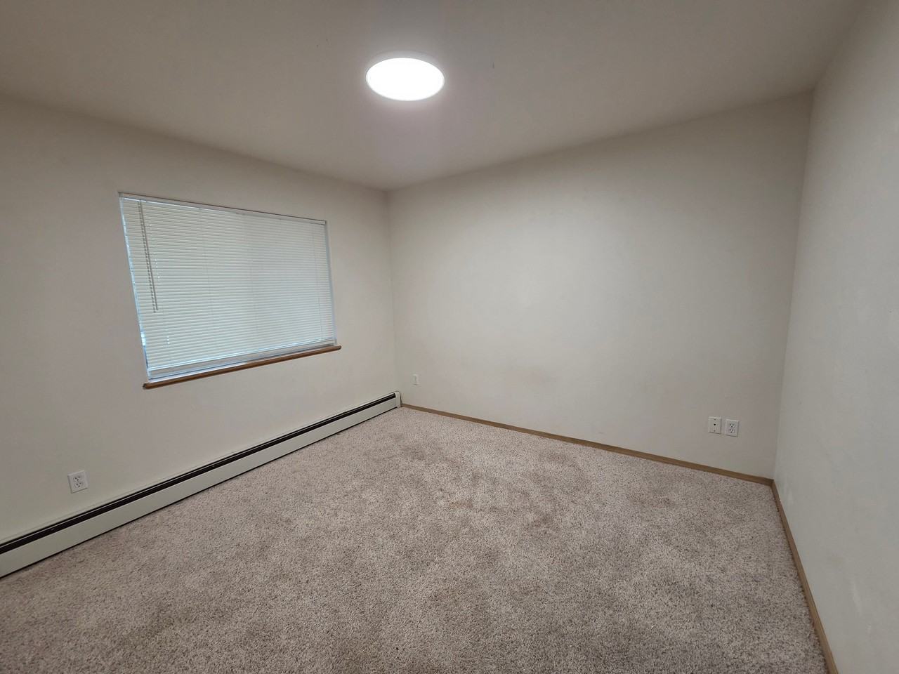 2000 W Glacier Ave #1 - Photo 6 of 12