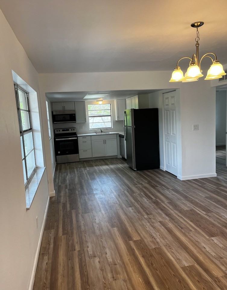 1896 40th Ave #8 - Photo 2 of 14
