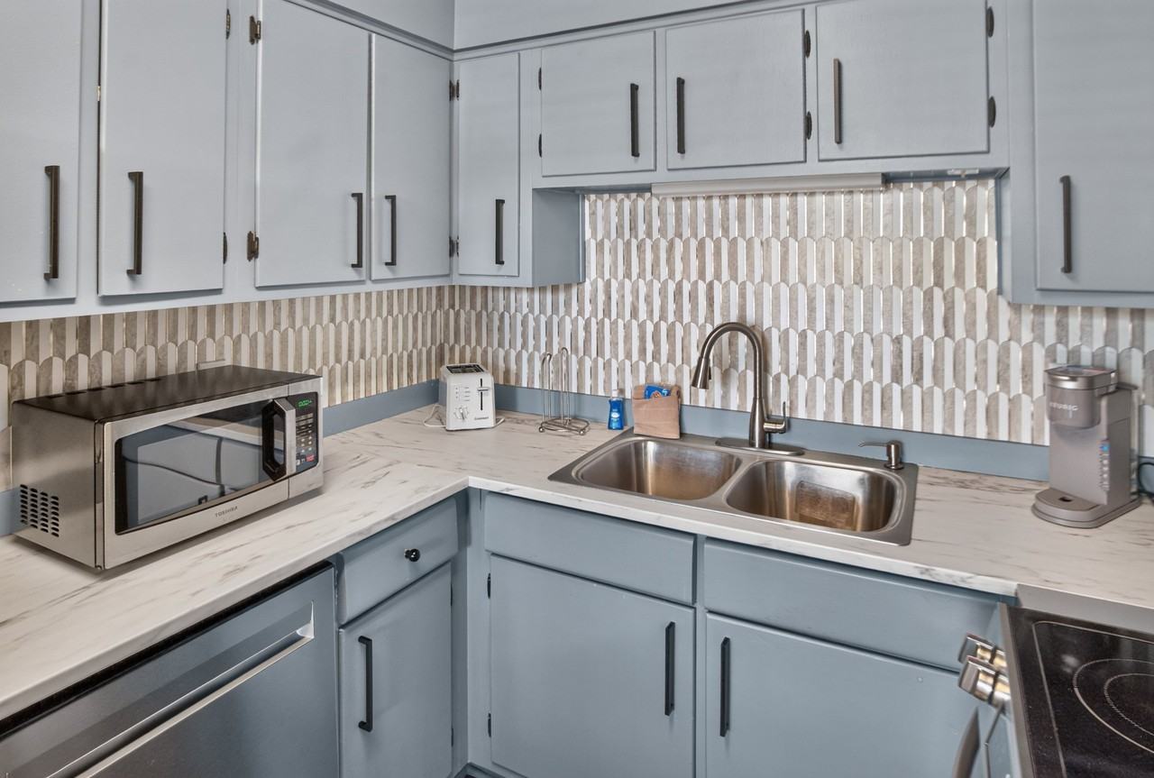 29 E 67th St - Photo 2 of 20