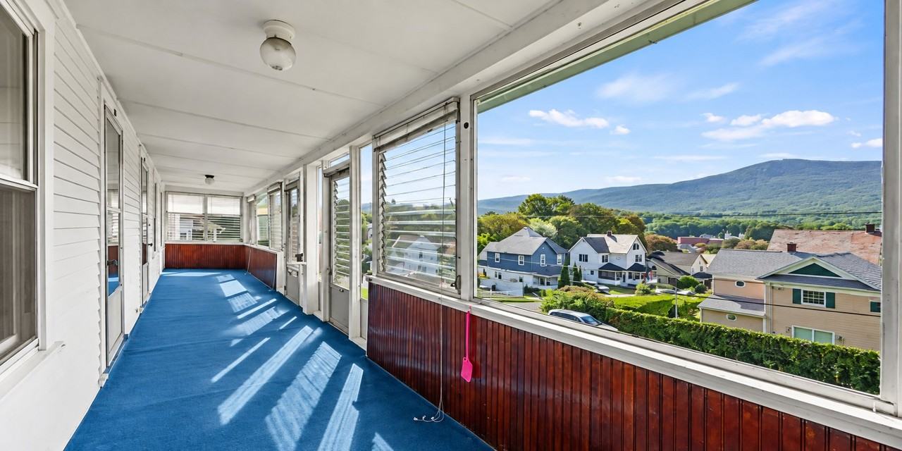 28 1st St - Photo 2 of 11
