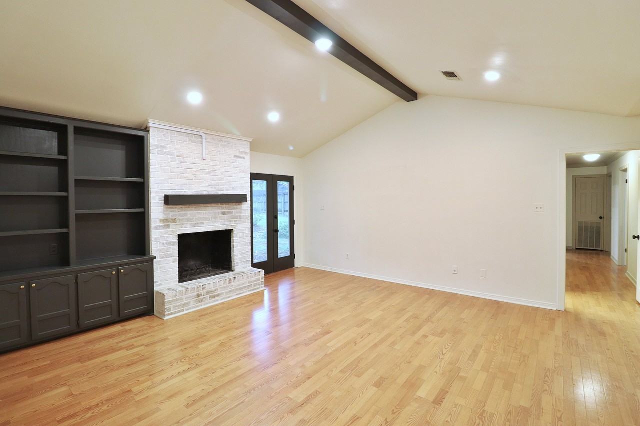 110 Parkwood Blvd - Photo 4 of 20