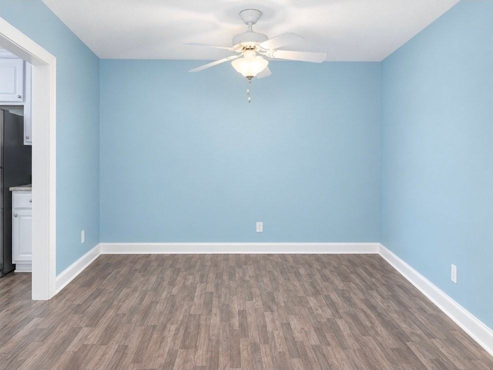 2723 Rivercliff Rd - Photo 2 of 11