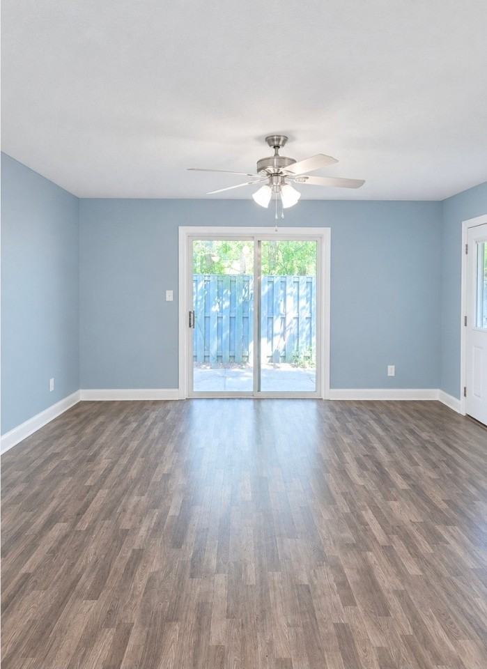 2723 Rivercliff Rd - Photo 3 of 11