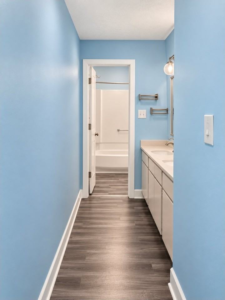 2723 Rivercliff Rd - Photo 5 of 11