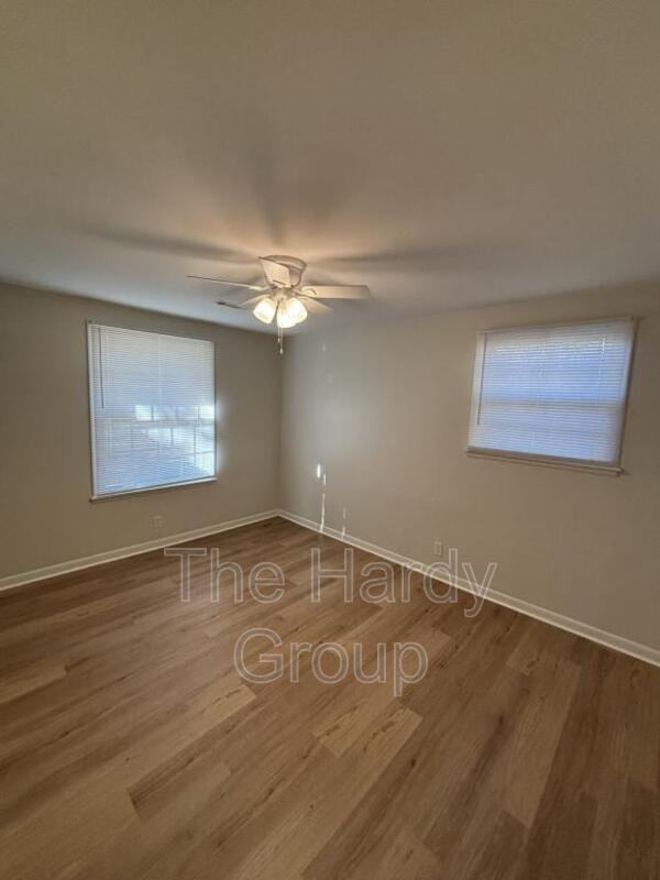 108 Southwood Ln - Photo 7 of 16