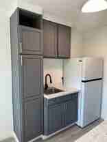 1317 W 97th St #7 - Photo 1 of 1