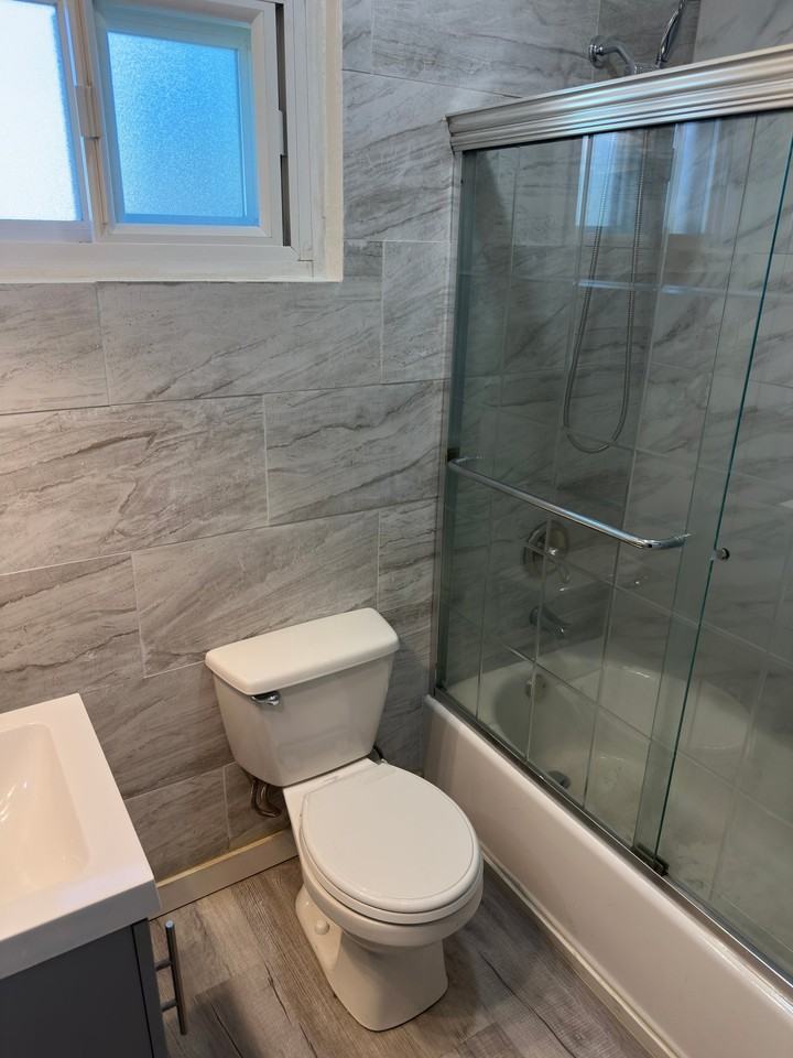 1317 W 97th St #8 - Photo 3 of 19