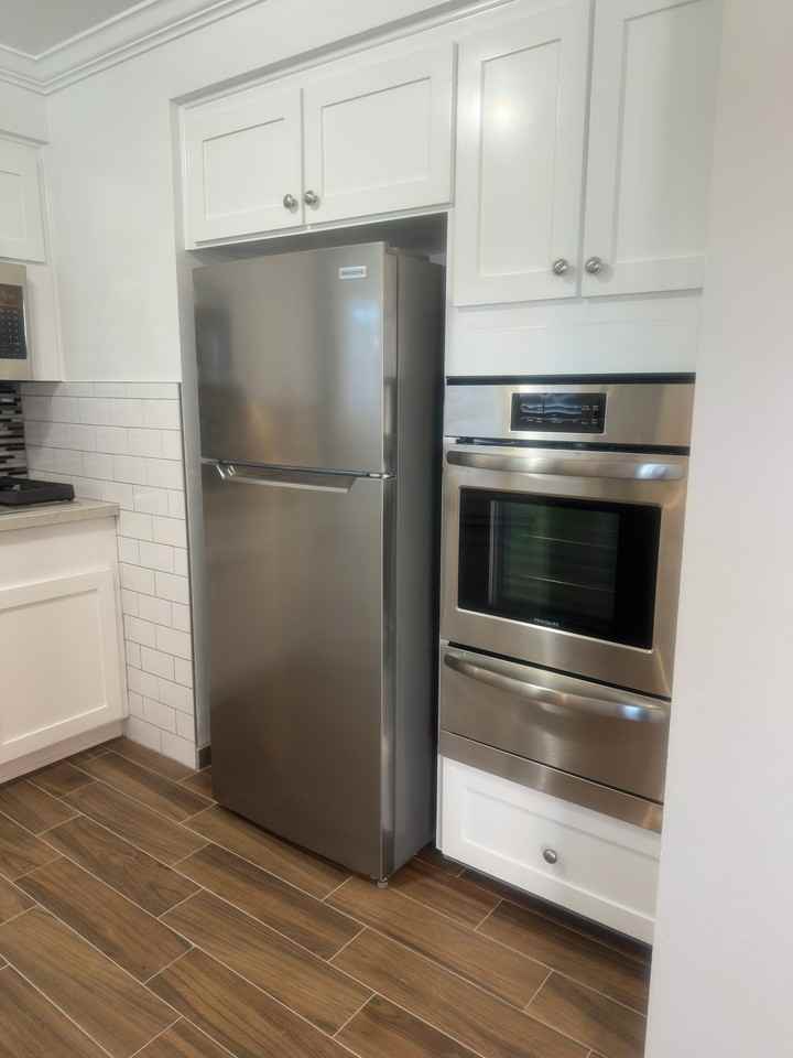 3760 Lockland Dr #20 - Photo 5 of 20