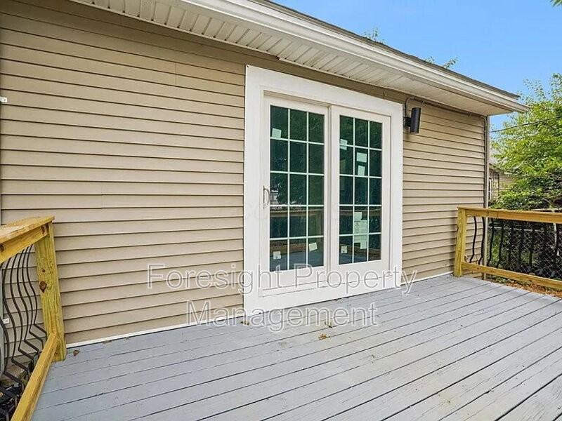 718 Hanford St - Photo 3 of 45