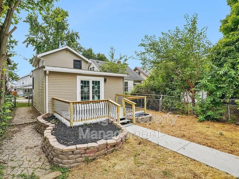 718 Hanford St - Photo 5 of 45