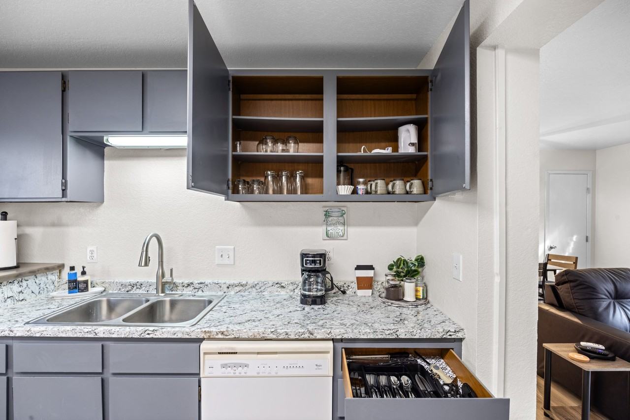 11 N Liberty St #11 - Photo 5 of 16