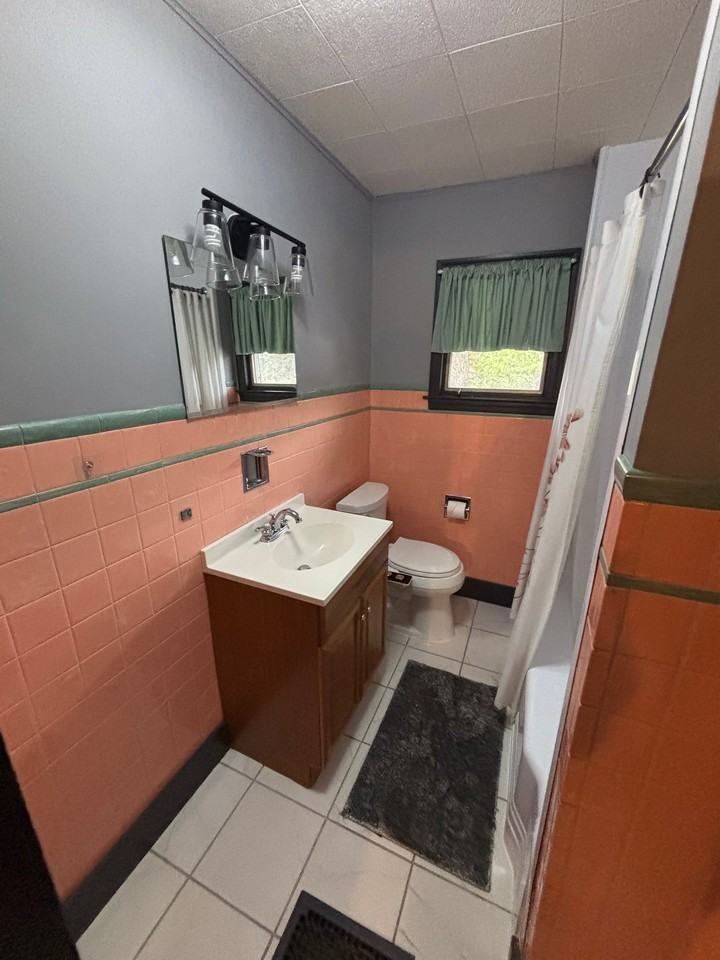 117 Broad St - Photo 5 of 17