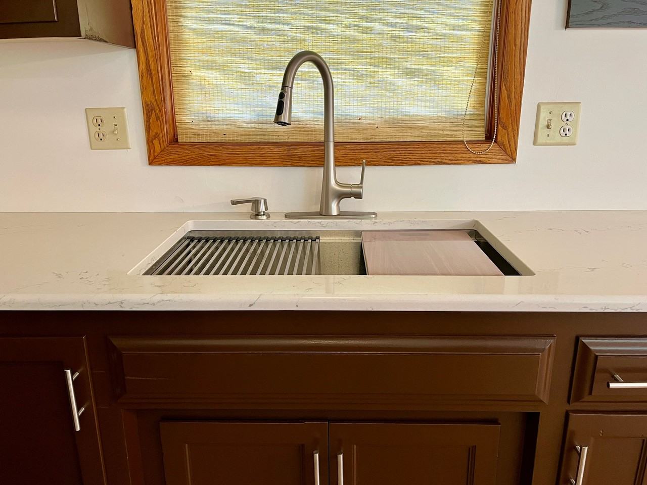 5622 23rd Ave Nw - Photo 4 of 16